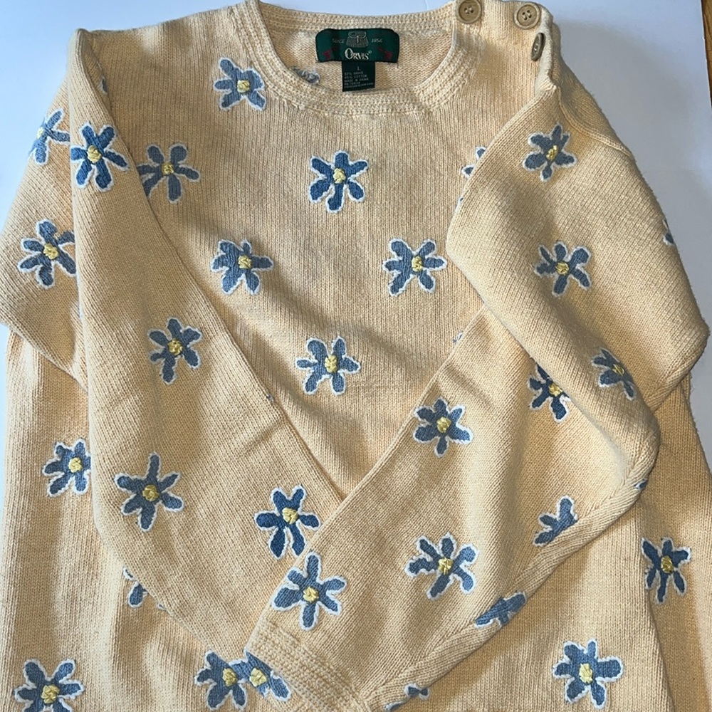 Orvis Cream Sweater with Blue and Yellow Flower Embroidery